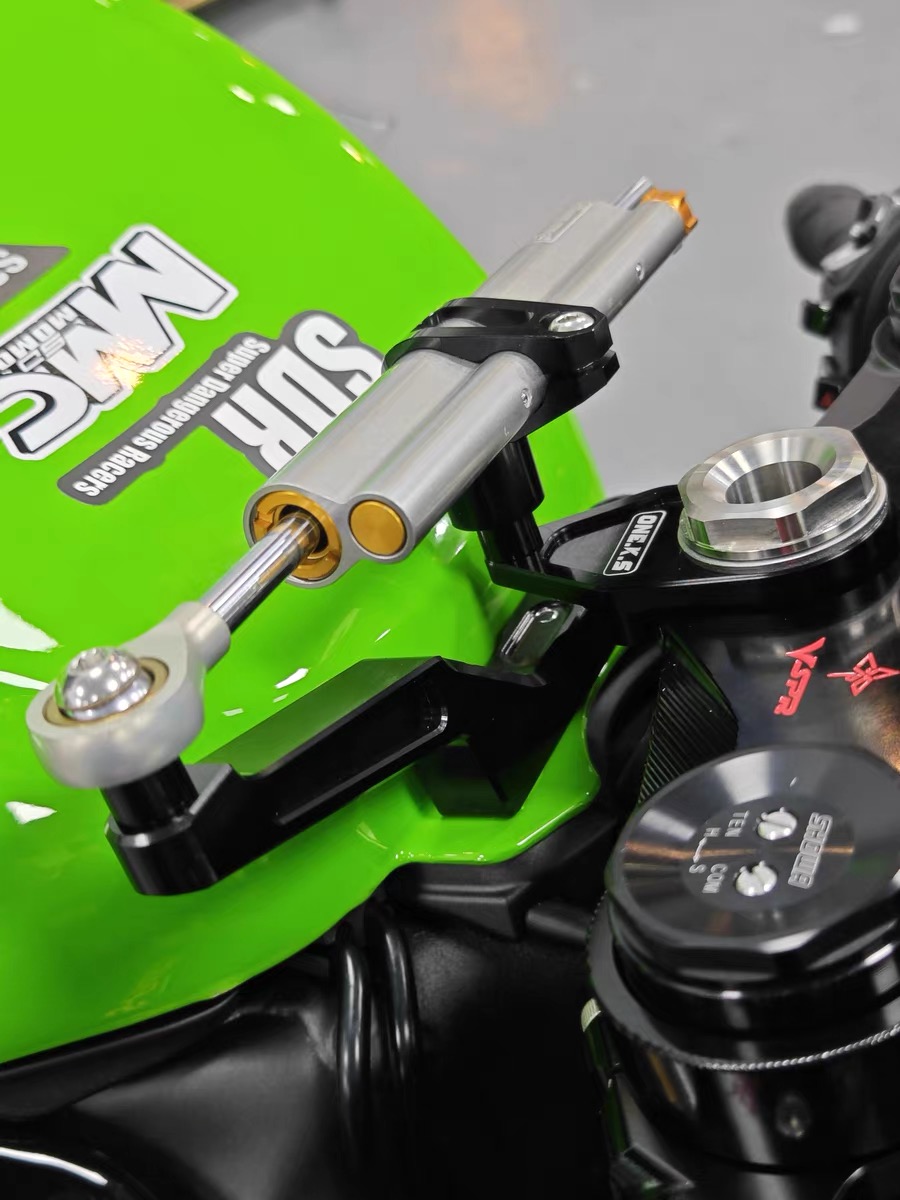 พวงมาลัยรถจักรยานยนต์เสถียรภาพ - Motorcycle Gear Airbag บทวิจารณ์และราคา